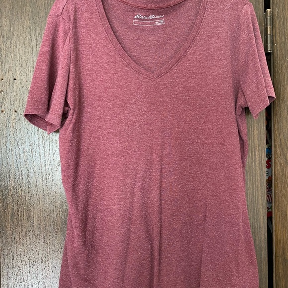 Eddie Bauer Tops - Cute basic Vneck tee in 2XLTall